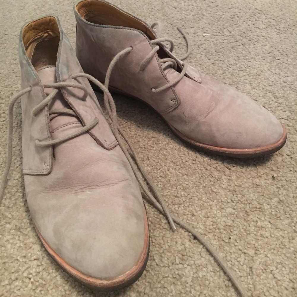 Clarks light tan desert booties