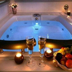 Meet your Posher, Rose