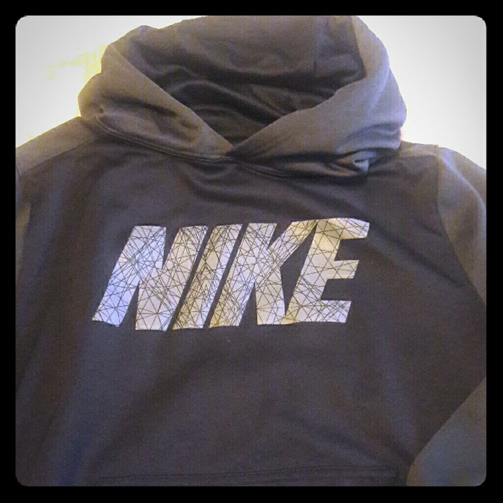 Nike Dri-fit sweatshirt