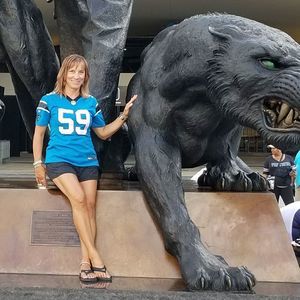 Meet your Posher, Lorraine