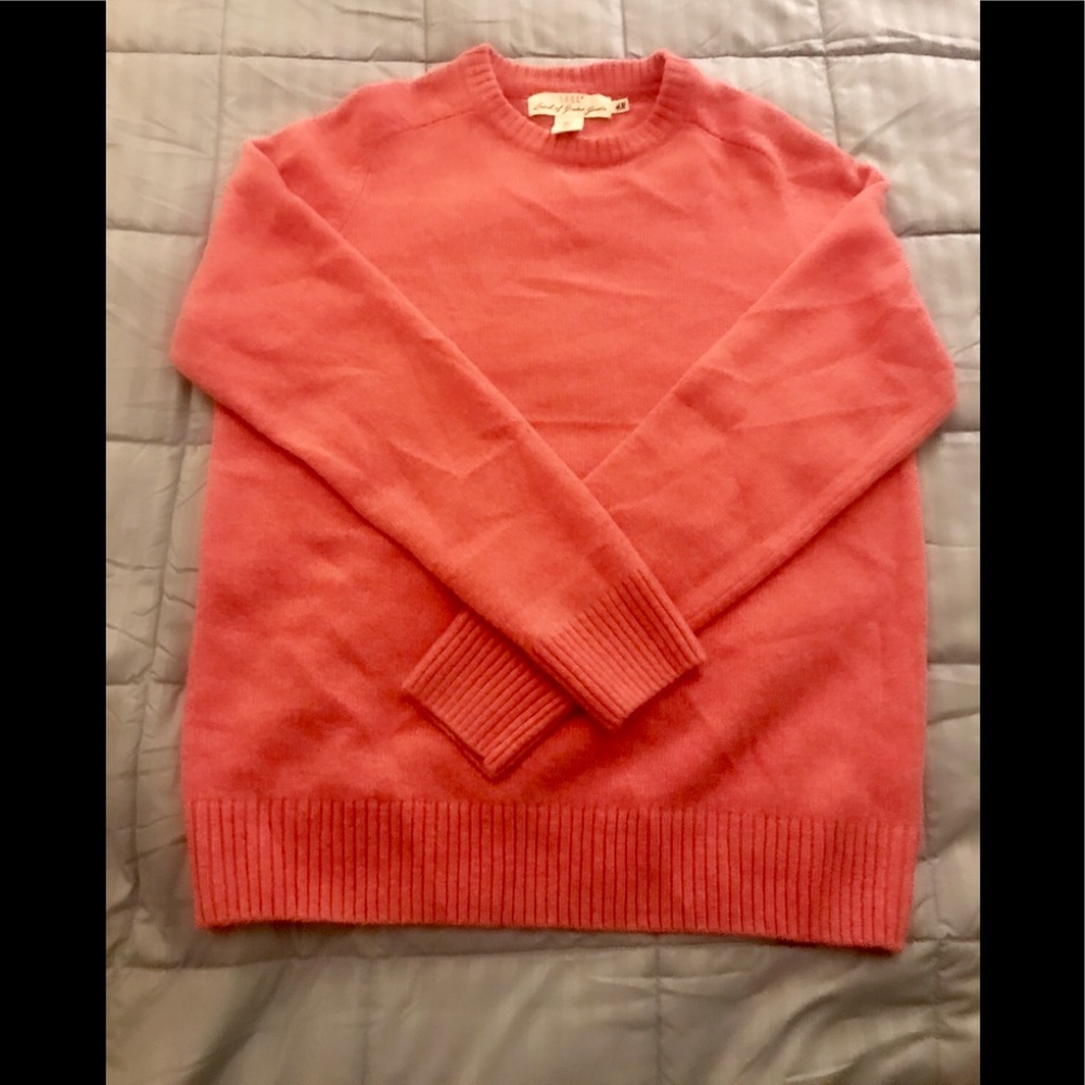 H&M Sweater. - Picture 2 of 3