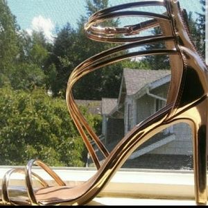 Rose gold Steve Madden Heels