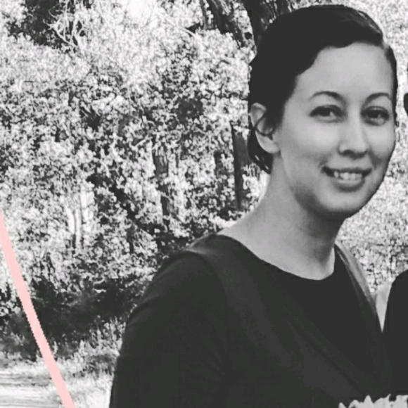 Meet your Posher, Julie - Picture 1 of 1