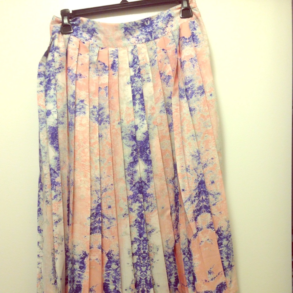 W118 by Walter Baker floral midi skirt