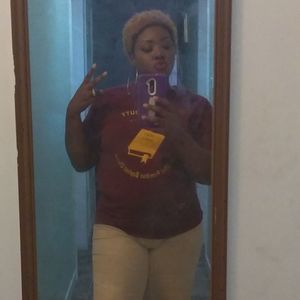 Meet your Posher, Joi