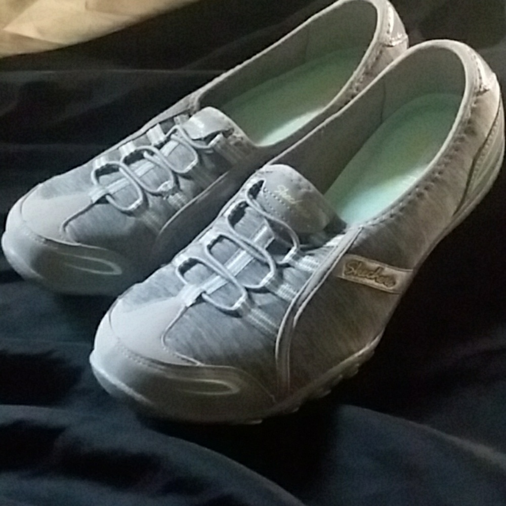 Skechers size 8.5