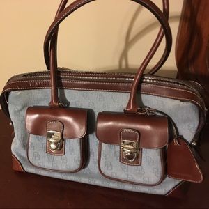 Dooney & Bourke purse