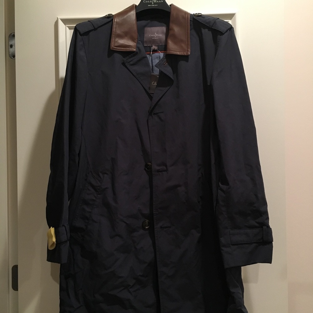 New with tags men's cole Haan navy blue trenchcoat