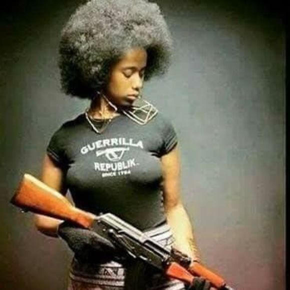 Meet your Posher, Chris - Picture 1 of 1