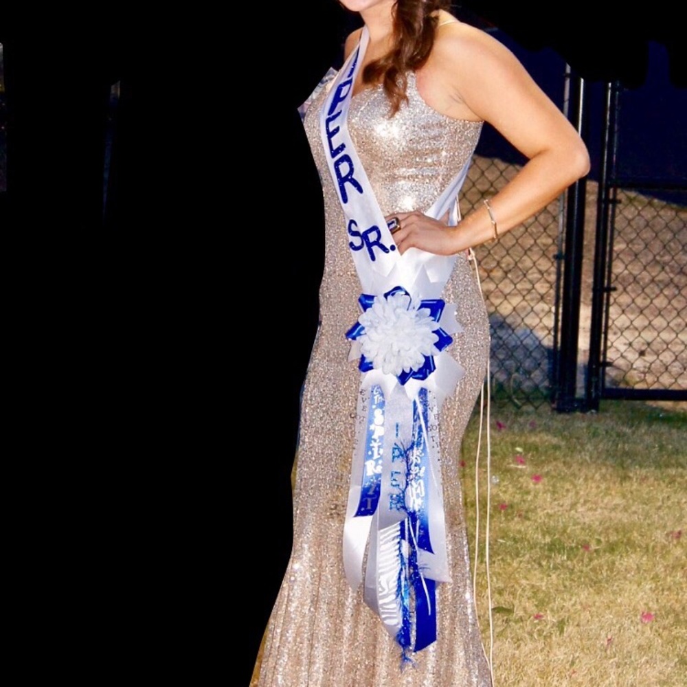 JOVANI Beautiful GOLD sequin dress