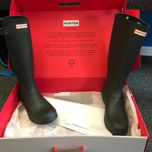 Brand new Hunter boots