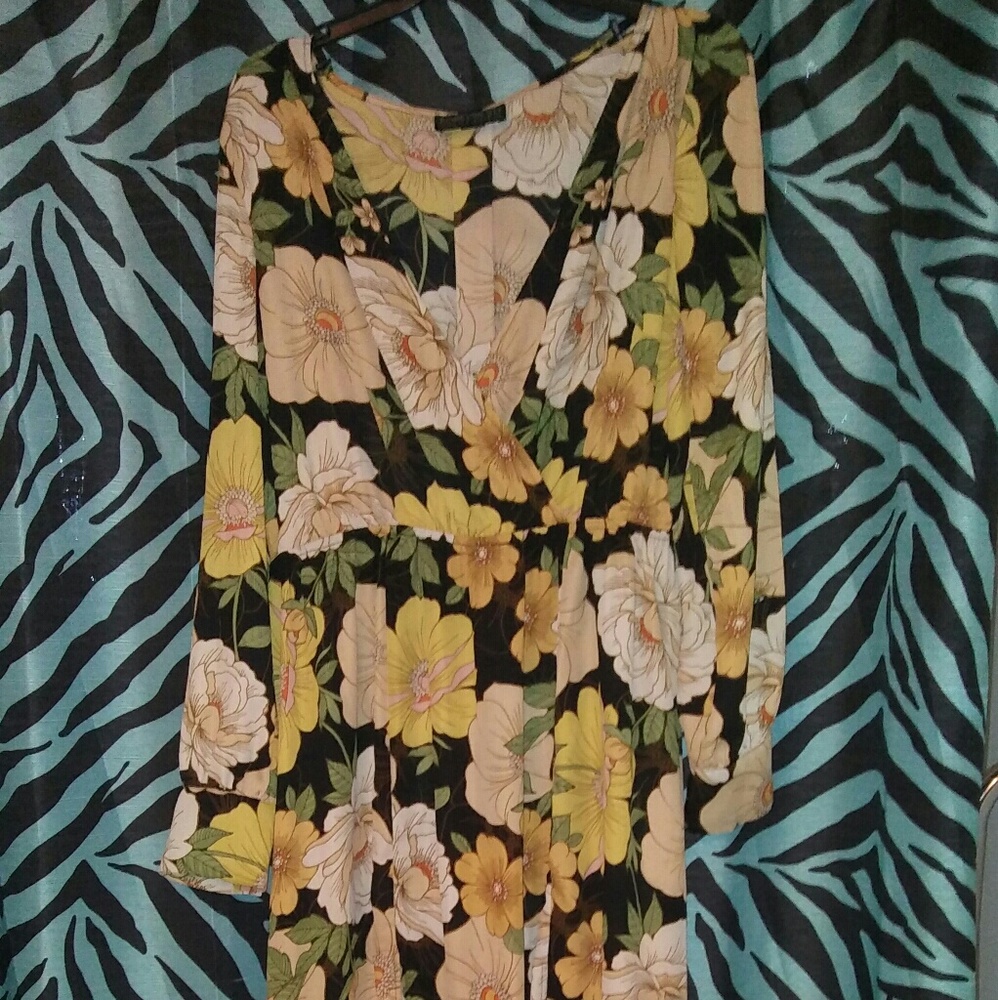 Oriental orange dress