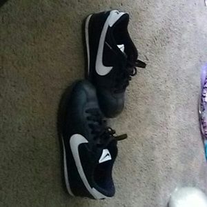 Nike shoe only worn once too small for me