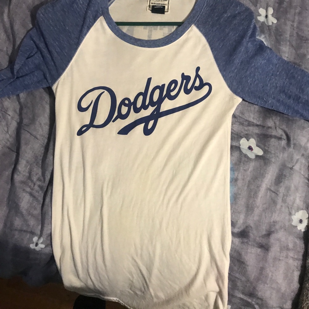 DODGERS SHITT XSMALL