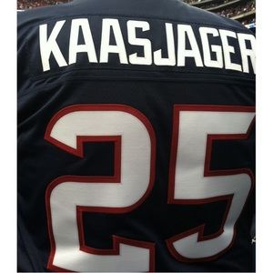 Meet your Posher, Dustin