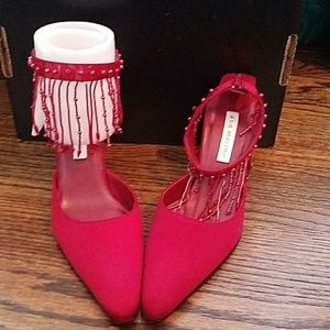 Ann Marino Dangle N Bangle Heels