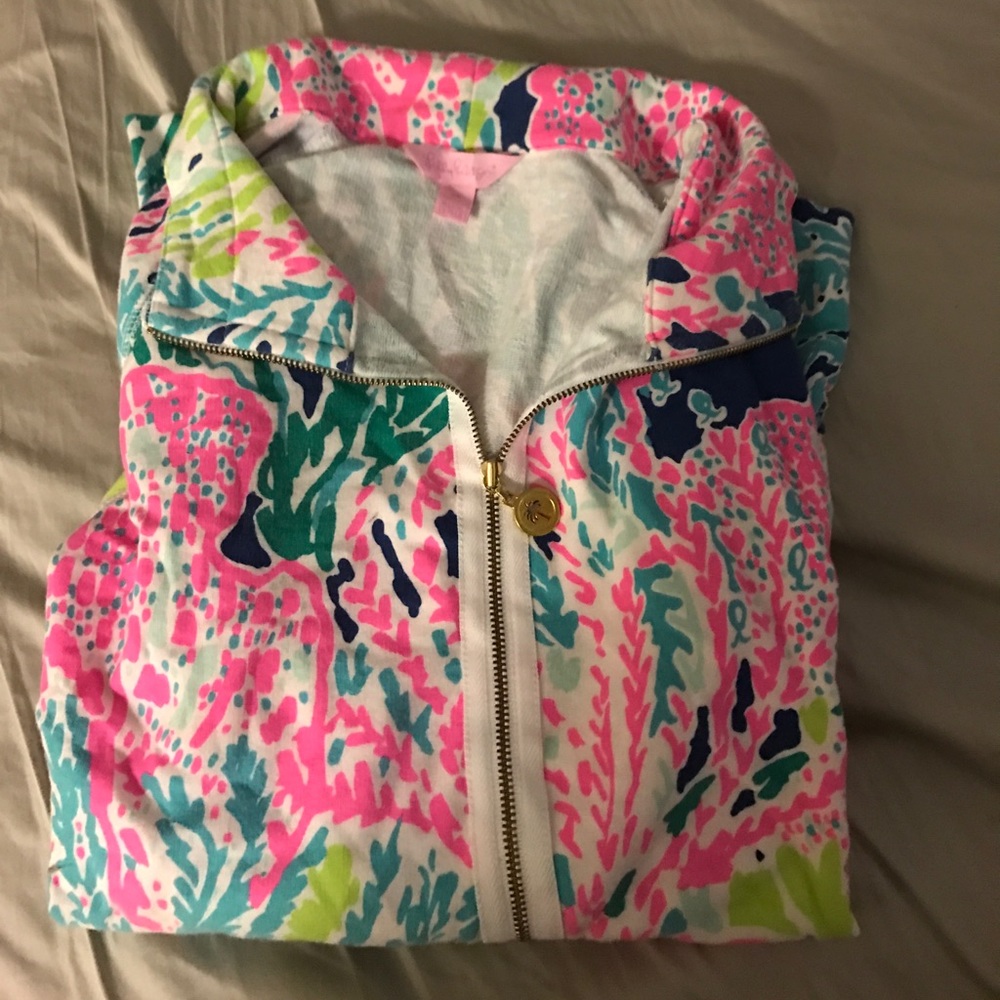 XS Lilly pulitzer lets cha cha navy popover