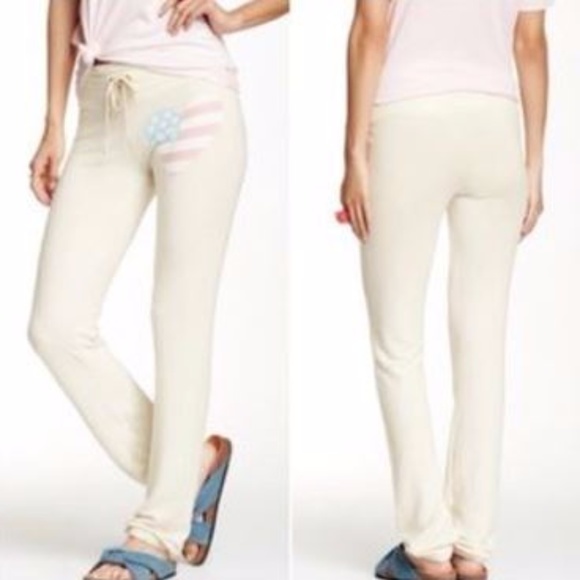 | Wildfox | Sun Bleached Heart Sweatpant - Picture 2 of 3