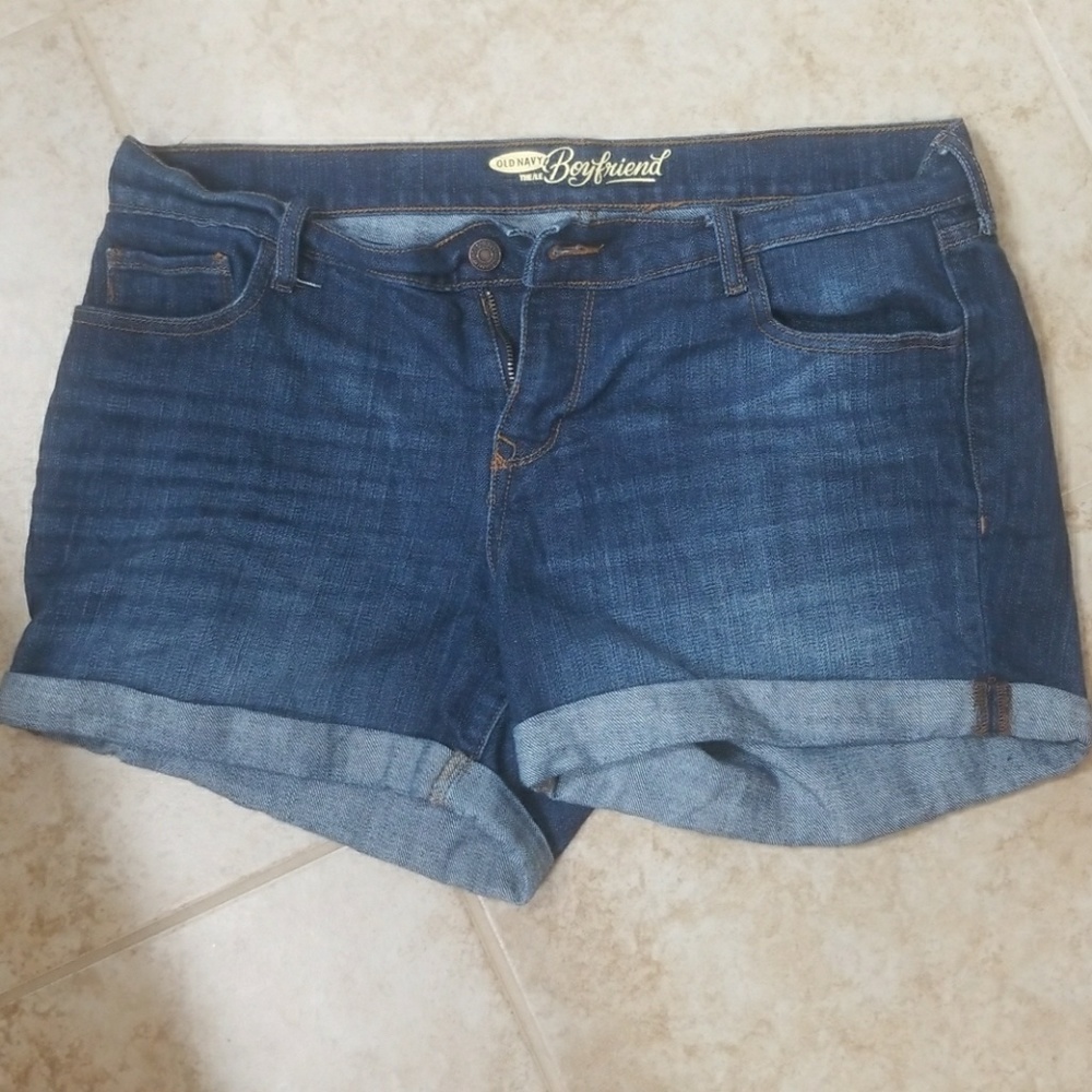 *NWOT* Old Navy boyfriend jean shorts