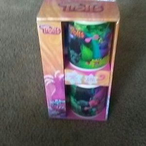 Trolls 2 mug gift set..hot cocoa mix
