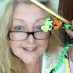 Meet your Posher, Pamela