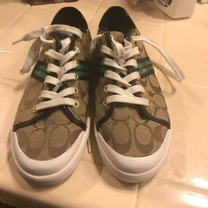 Genuine coach shoes size 8