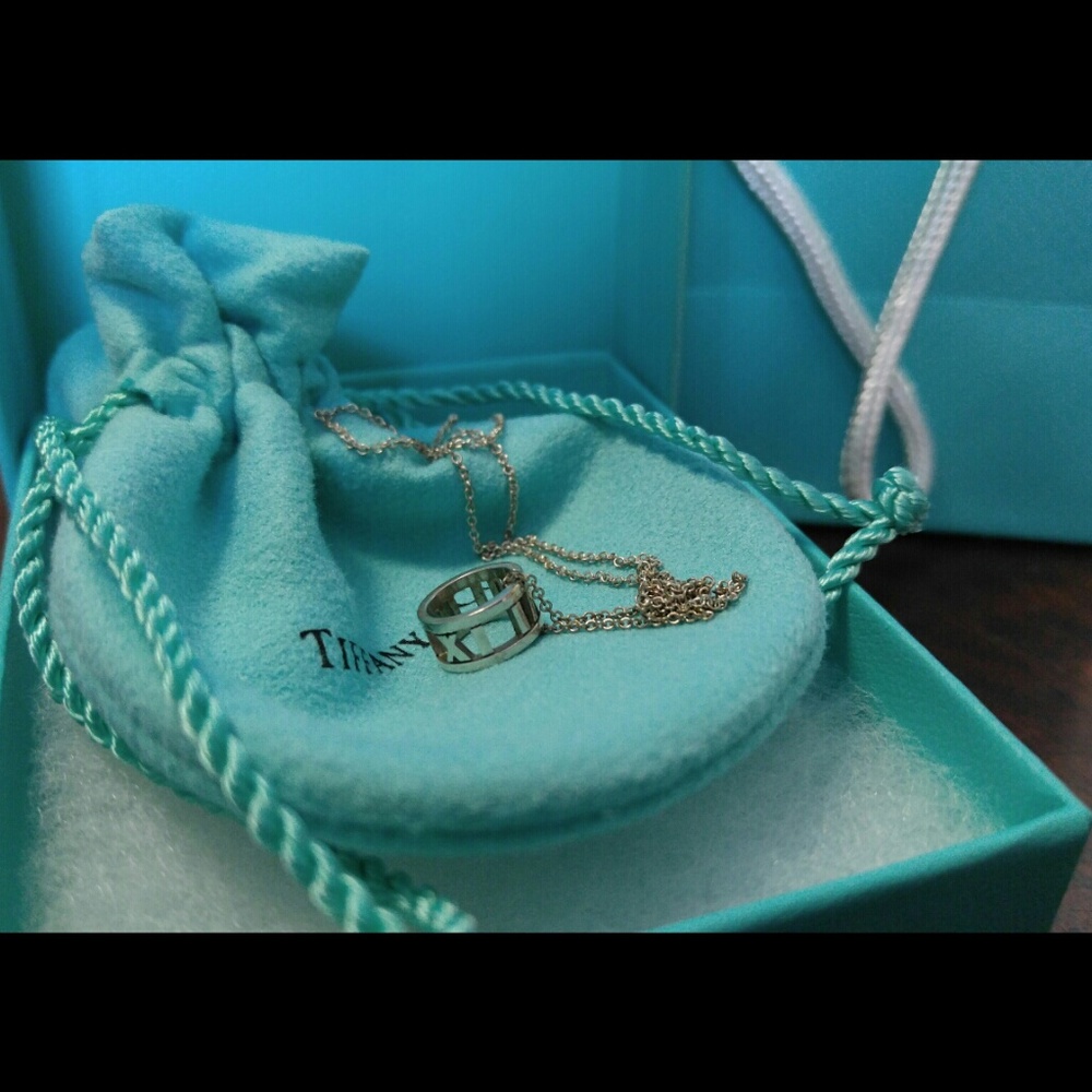 Tiffany & Co. Atlas Open Pendant