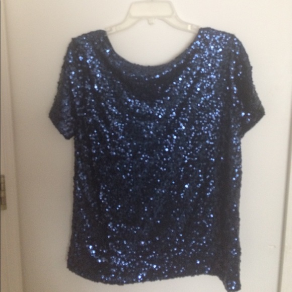 Blue sequent blouse - Picture 2 of 3