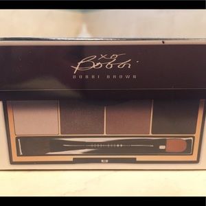 "Bobby's Browns" Limited Edition eye palette