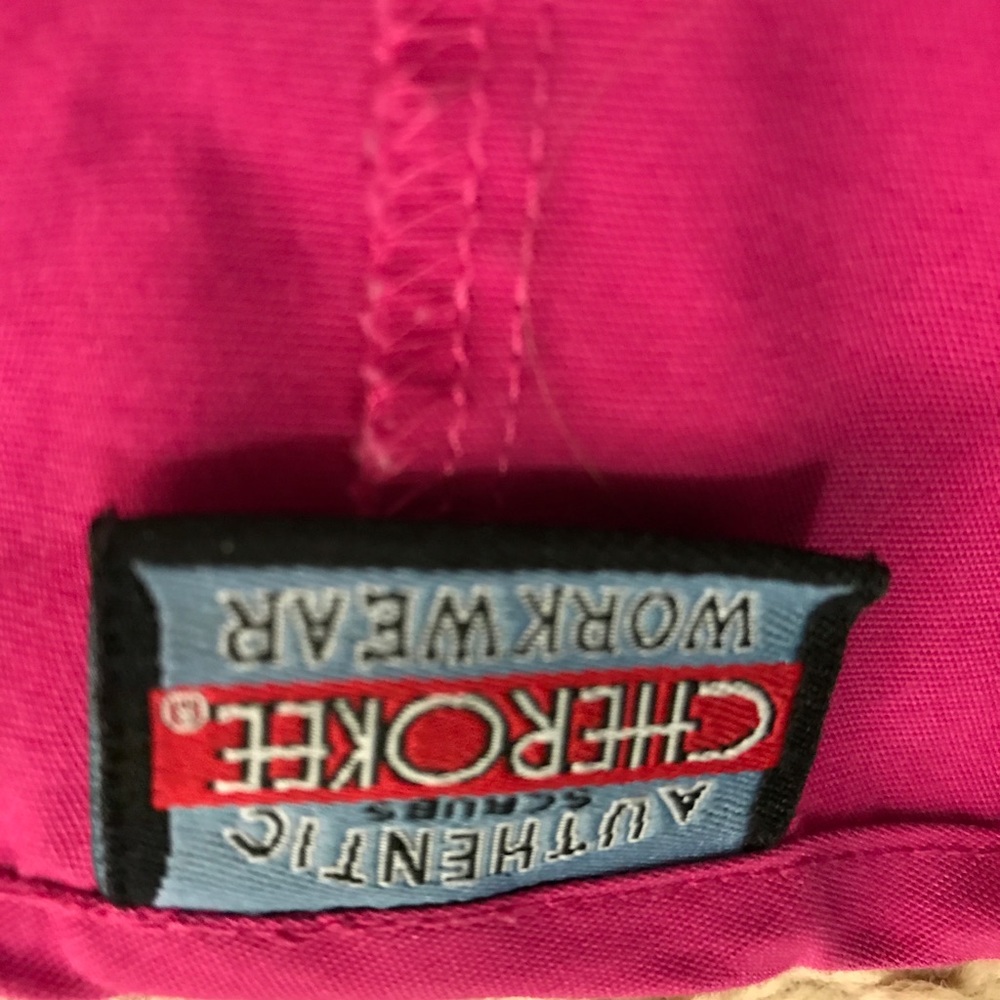 Pink scrub top - Picture 2 of 3