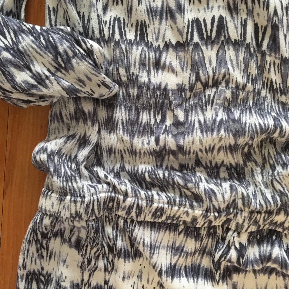 Patterned H&M Dress - Picture 2 of 2