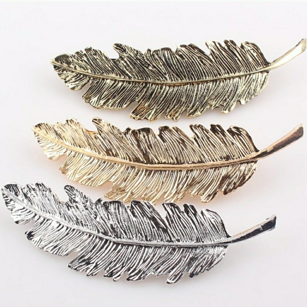 Feather Hair Clip - Picture 2 of 3