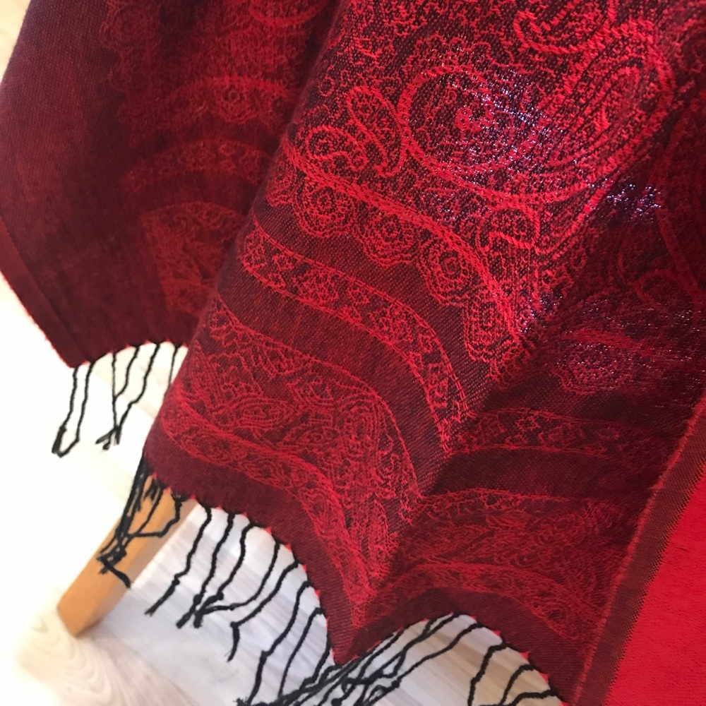 Scarf - Picture 3 of 4