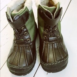 Toddler size 9 boots