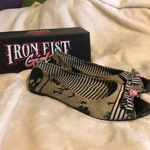 Lacey days peep toe flat