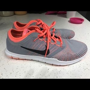 Nike Women's Flex Adapt TR Training Shoes