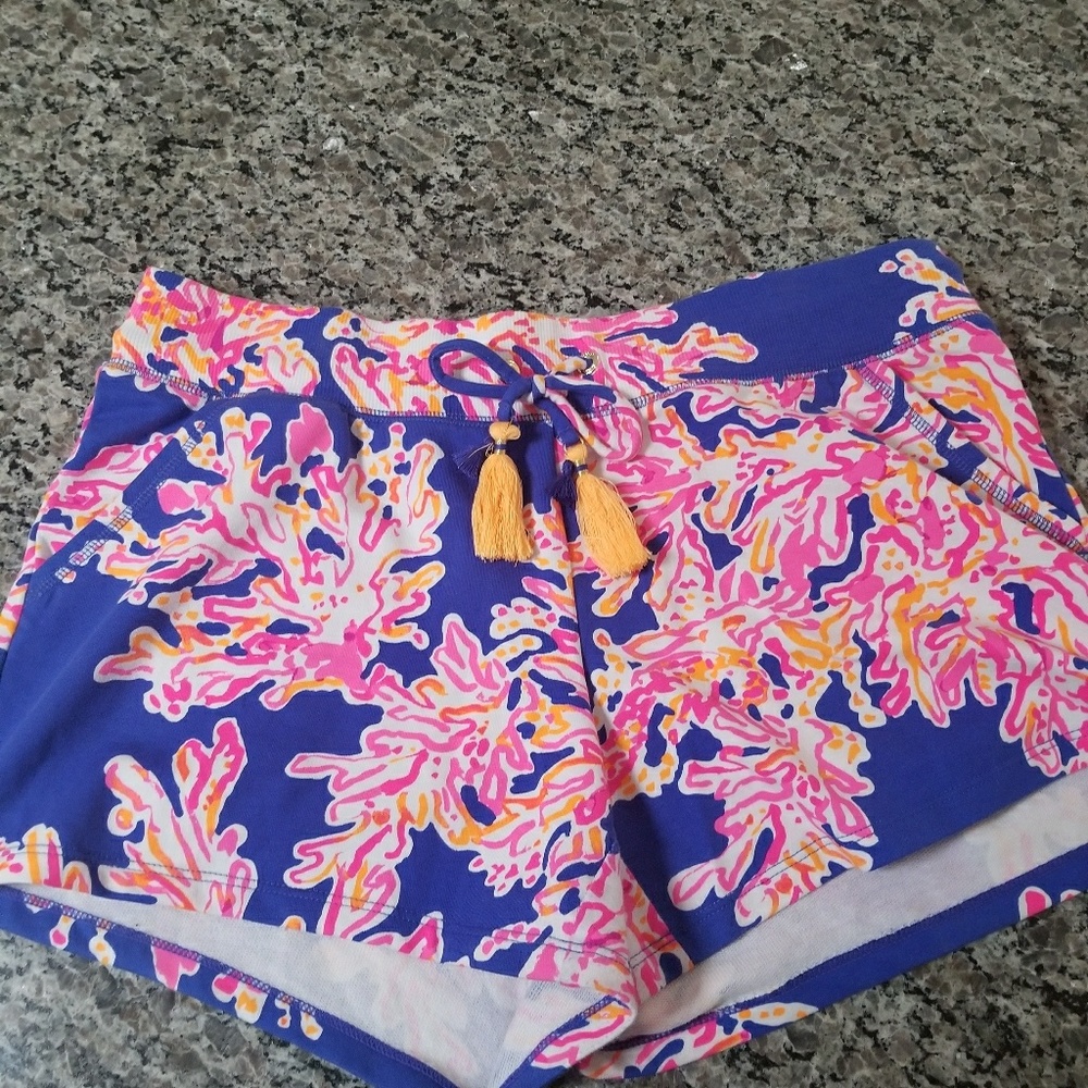 Yasmin it's eeletric shorts