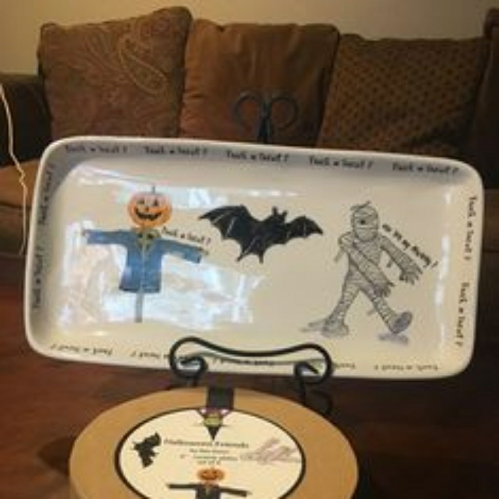 ISO Wanted Rae Dunn Friends Halloween Platter tray