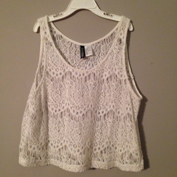 White Crop Top from H&M | DIVIDED - Picture 2 of 3
