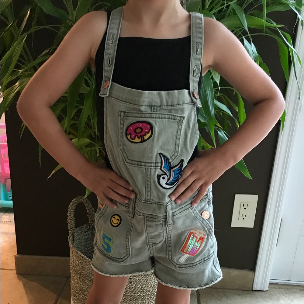 Cat & Jack girls Army Green Patch Work overalls xs