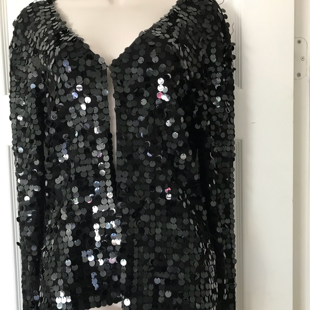 Parisline sequin sweater. Size M. Black! EUC!
