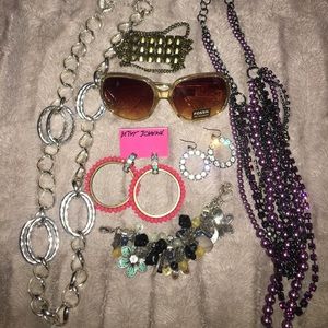Jewelry bundle 💕