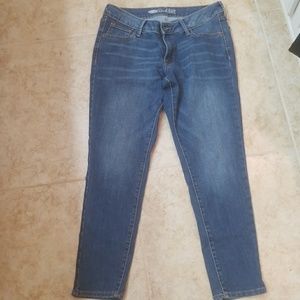 *NWOT* Old Navy Rockstar skinny jeans