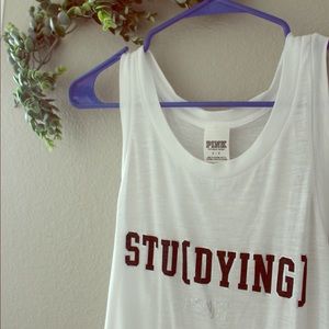 Stu(DYING) VS PINK tank