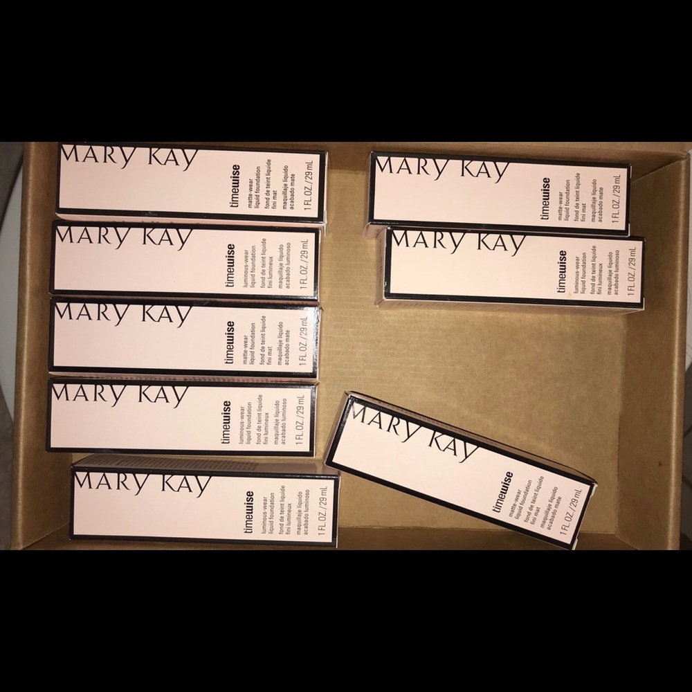 MARY KAY TIMEWISE FOUNDATION
