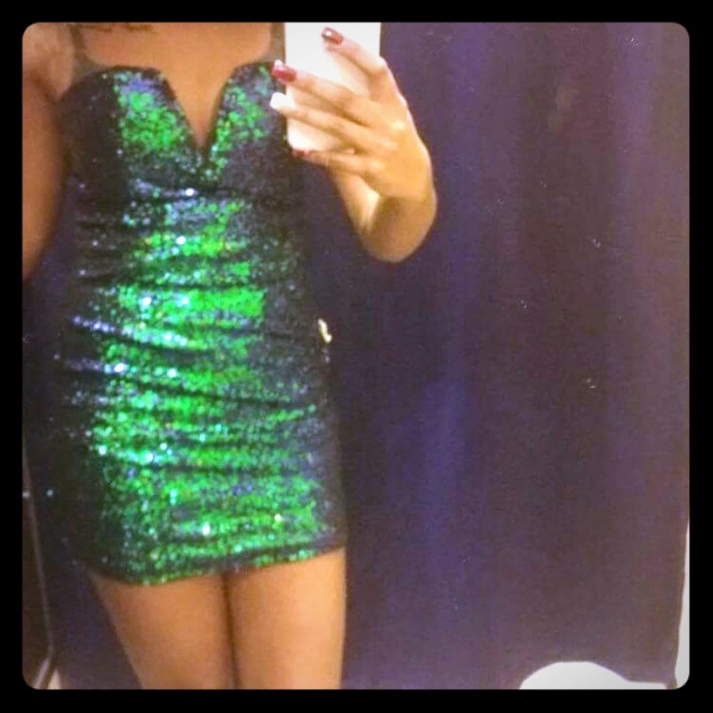 💕Perfect Condition Sequin Dress
