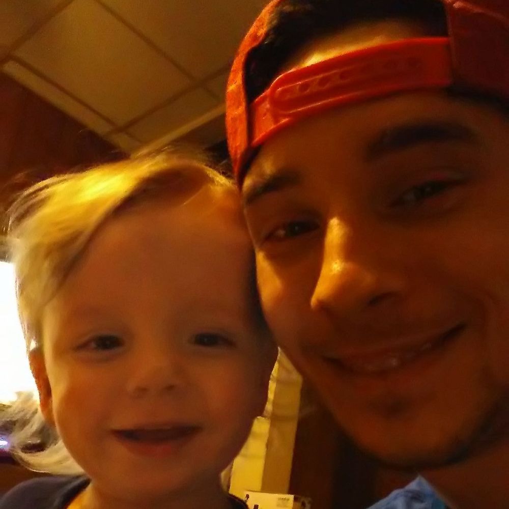 Meet your Posher, Devan