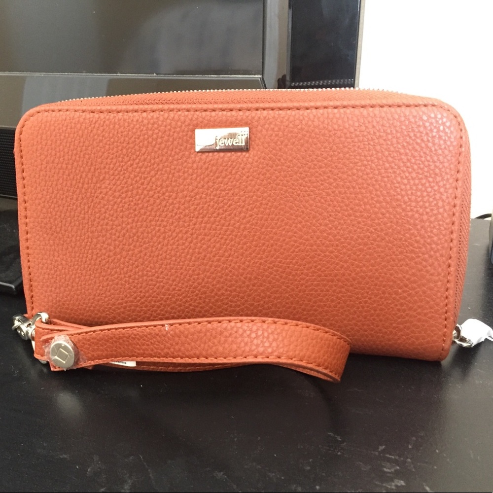 Jewel Cognac Leather Wristlet