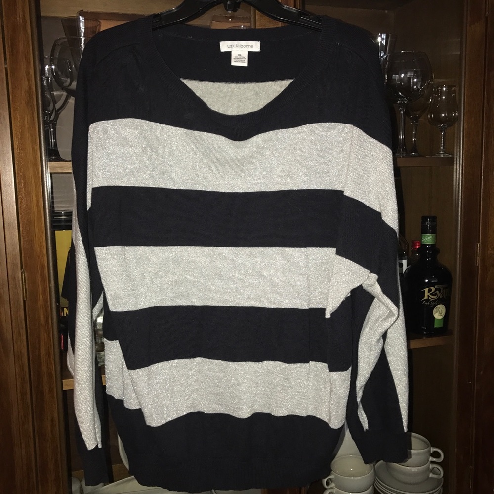 ▪️▫️Ladies Claiborne Top▫️▪️