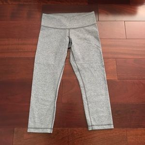 Lululemon wunder under crops